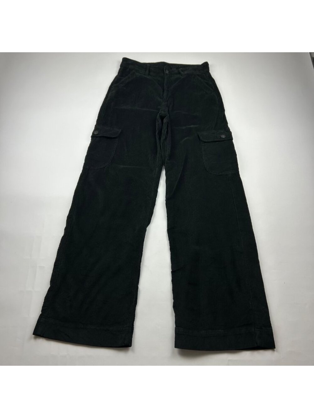 LONG American Eagle Black Corduroy High Rise Baggy Cargo Pants 6L